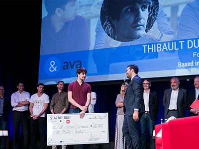 Ava Founder Thibault Duchemin receiving the Jury's Prize