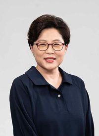 Seong Nyeoh Lee